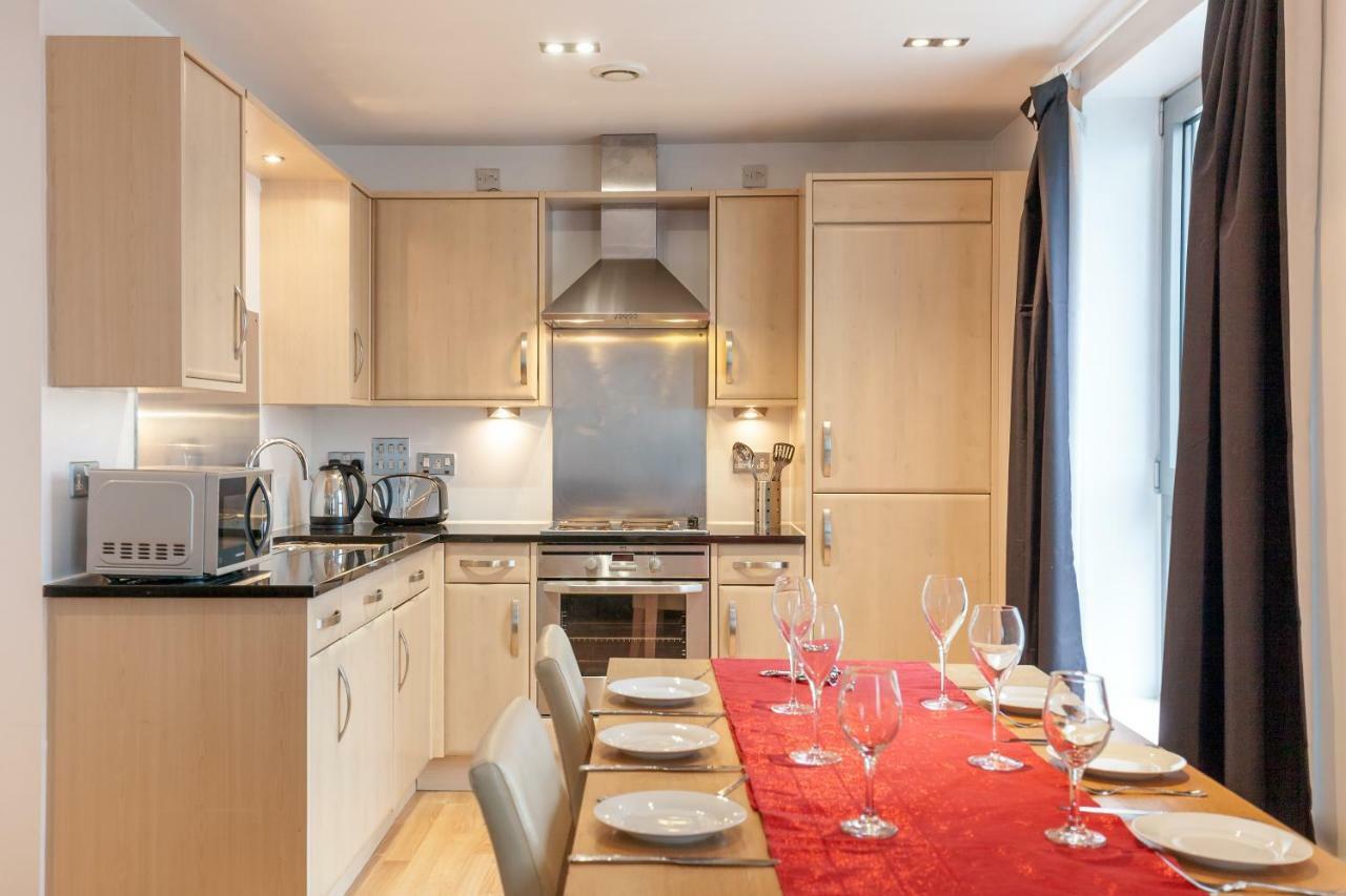 Stylish Apartment Единбург Екстериор снимка