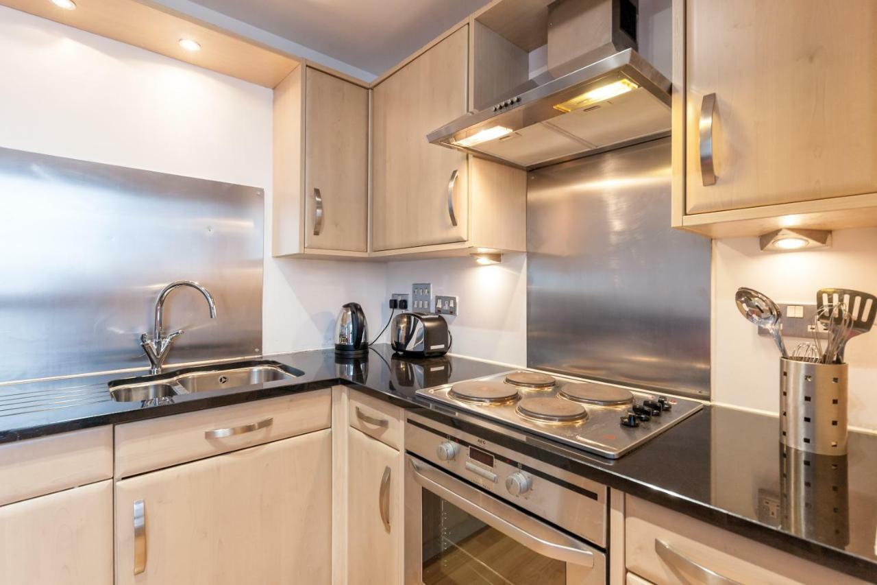 Stylish Apartment Единбург Екстериор снимка
